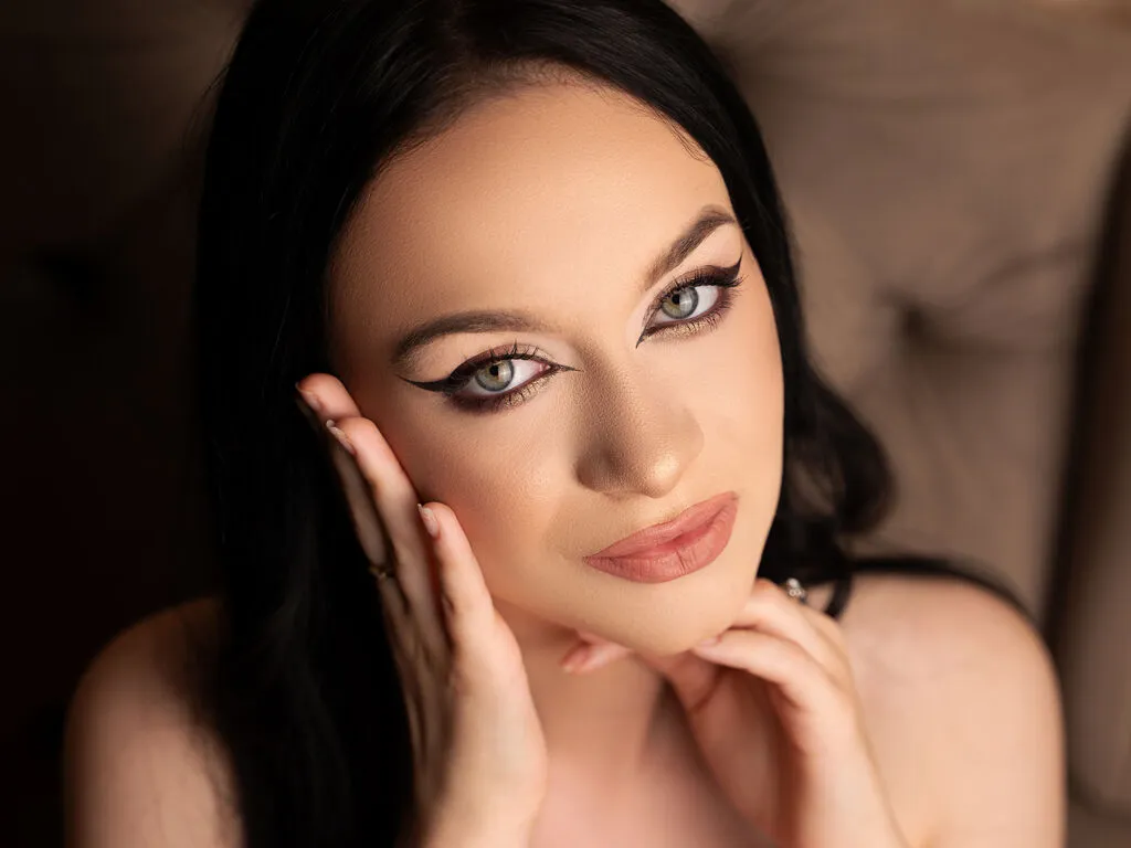 AlessiaVoss – webcam model profile photo