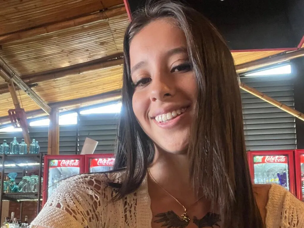 BellaLeroi – webcam model profile photo