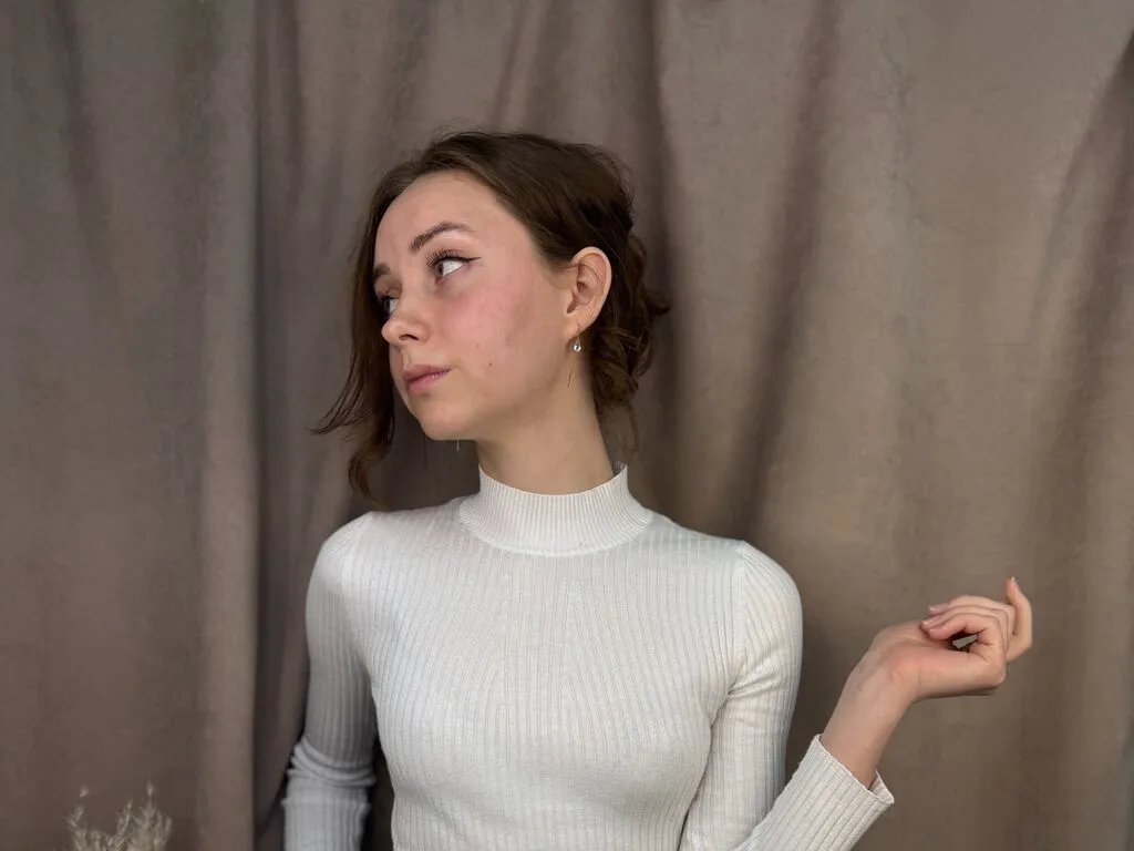 IvanaVisalli – webcam model profile photo