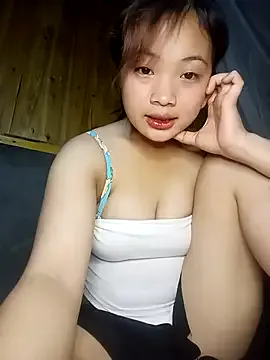 LiaWest – webcam model profile photo Image 7