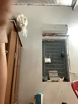 Mia--meow – webcam model profile photo Image 10