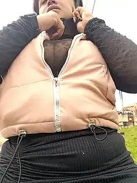 curvyflawless – webcam model profile photo Image 3