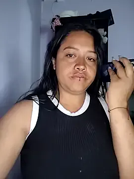 curvyflawless – webcam model profile photo Image 6