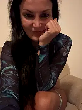 LiaWest – webcam model profile photo Image 15