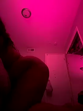 PumaShyXD – webcam model profile photo Image 5