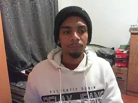 maataaan – webcam model profile photo Image 17