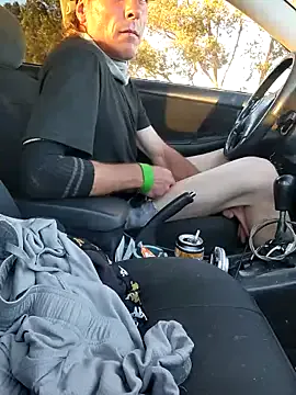 roouse – webcam model profile photo Image 10