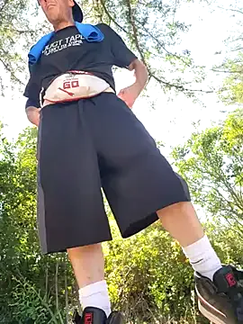 roouse – webcam model profile photo Image 15