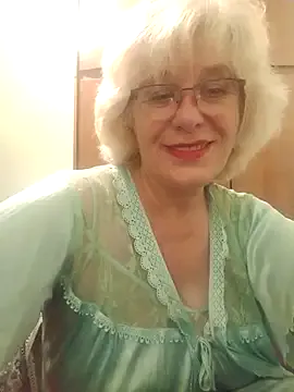 roouse – webcam model profile photo Image 3