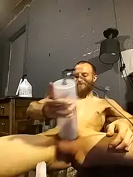 iyourdadyy – webcam model profile photo Image 6