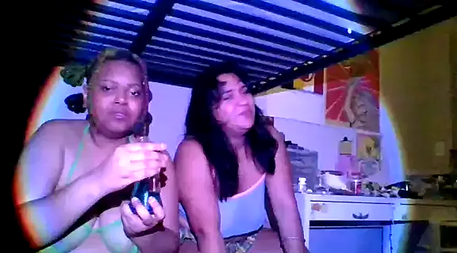 841_yayoi – webcam model profile photo Image 4