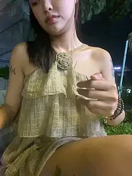 GouGou-111 – webcam model profile photo Image 19