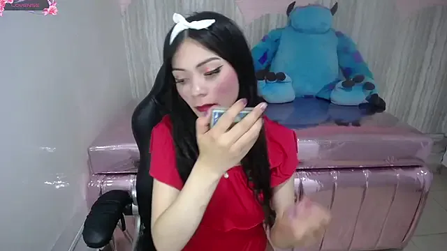  – webcam model profile photo Image 9