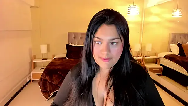 maataaan – webcam model profile photo Image 9