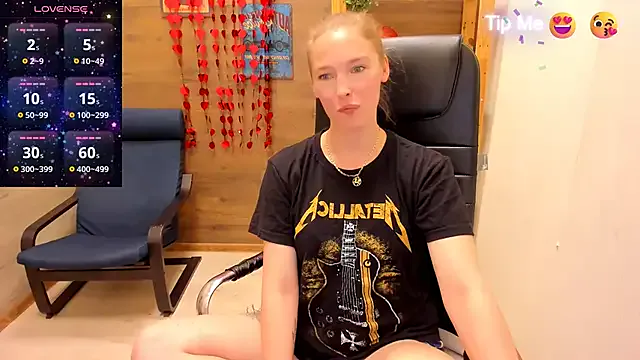 clarachanelricek – webcam model profile photo Image 7