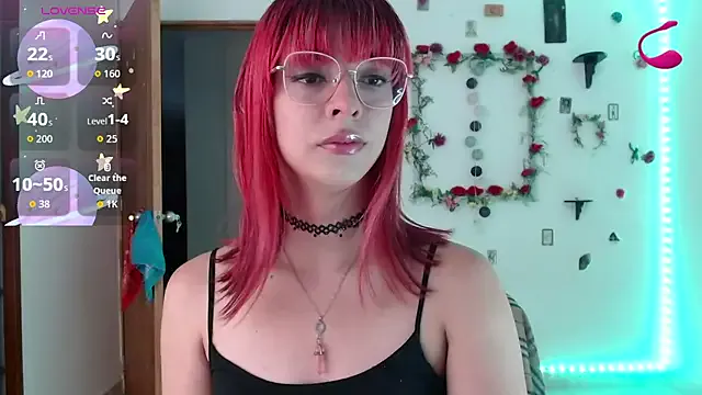 roouse – webcam model profile photo Image 17