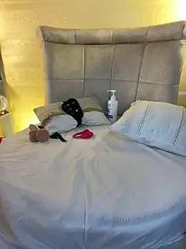 HanaRoss – webcam model profile photo Image 5