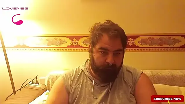  – webcam model profile photo Image 16