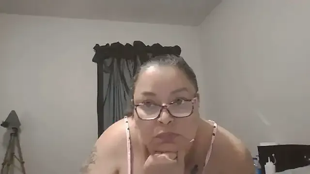 dirtypub – webcam model profile photo Image 2