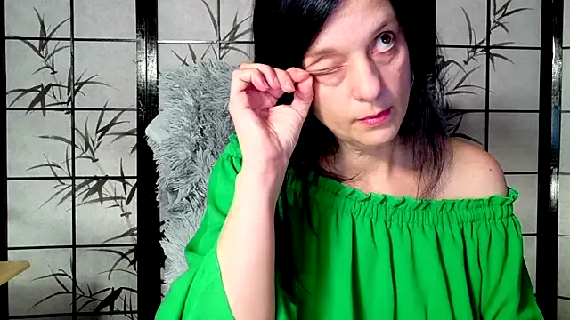 nathi_poyo – webcam model profile photo Image 6