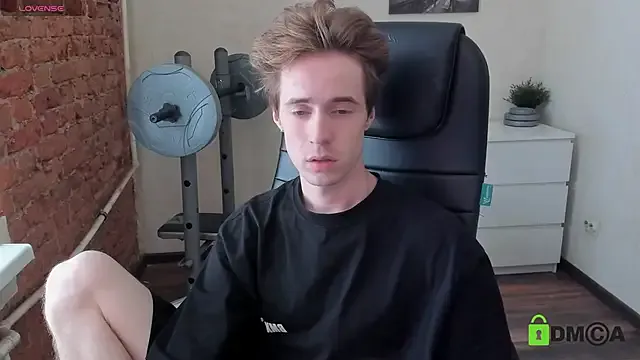 oypo – webcam model profile photo Image 8