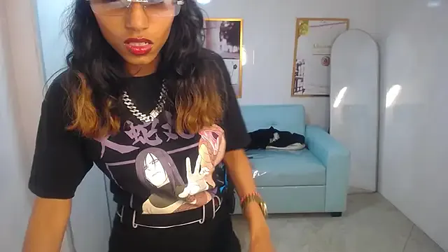 JessieBond – webcam model profile photo Image 4