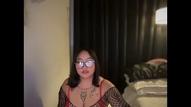 tsvivianaxxxxx – webcam model profile photo Image 5