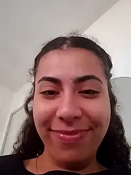 arieel__722 – webcam model profile photo Image 3