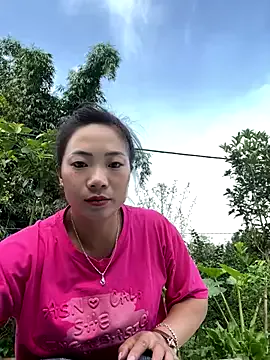 NATINATU252525 – webcam model profile photo Image 2