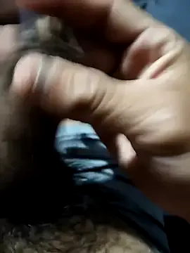 Yui-Ch – webcam model profile photo Image 3