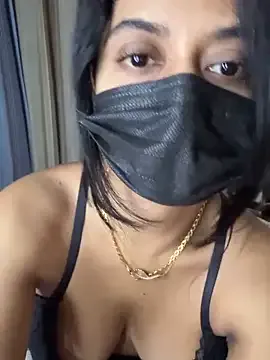 Yui-Ch – webcam model profile photo Image 8