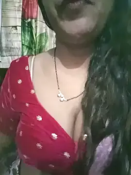 maataaan – webcam model profile photo Image 4