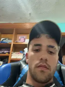 FroggyAnna – webcam model profile photo Image 8