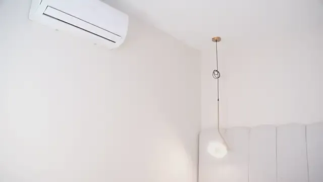 AmelieGray – webcam model profile photo Image 10