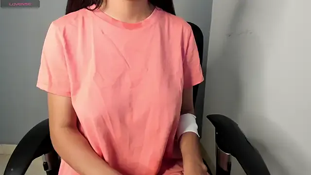 EvanyaRose – webcam model profile photo Image 16