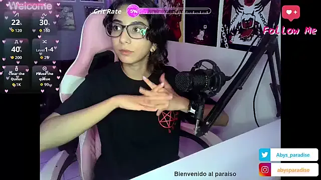 NetfliSex – webcam model profile photo Image 10