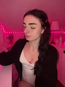 roouse – webcam model profile photo Image 19