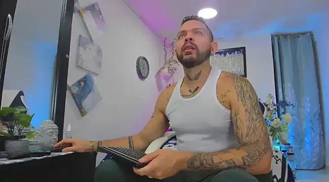 Niki_li – webcam model profile photo Image 7