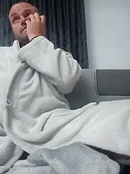 GouGou-111 – webcam model profile photo Image 10