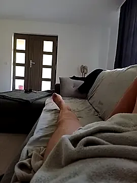 GouGou-111 – webcam model profile photo Image 11