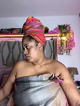 Aryrosee – webcam model profile photo Image 16