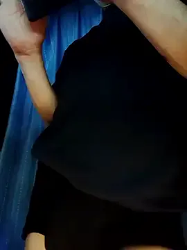 dirtypub – webcam model profile photo Image 4