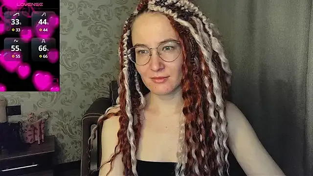 LadySugar – webcam model profile photo Image 4