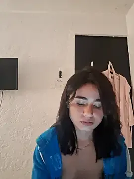  – webcam model profile photo Image 2