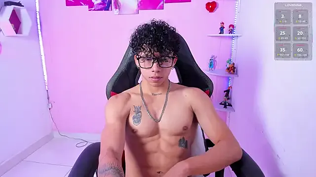 AkazaBoy_ Image 2
