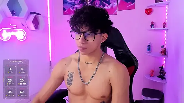 AkazaBoy_ Image 5