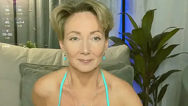 Megu_Melon – webcam model profile photo Image 10