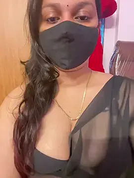 AmberJoulie – webcam model profile photo Image 3