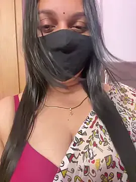 AmberJoulie – webcam model profile photo Image 7