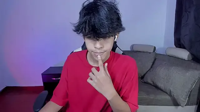 seraphine23 – webcam model profile photo Image 13